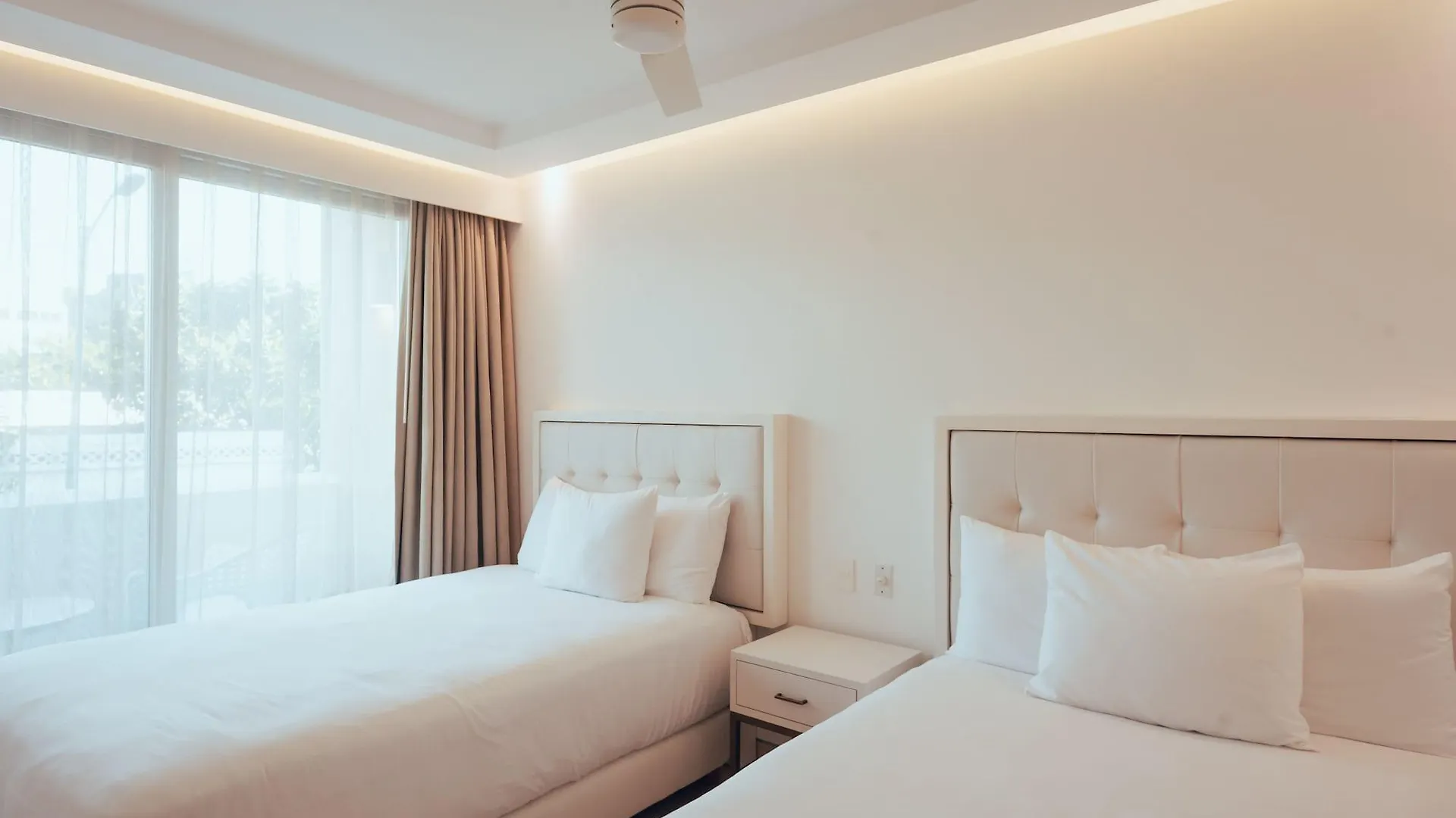 Antera Hotel & Residences Playa del Carmen 4*,  Mexico