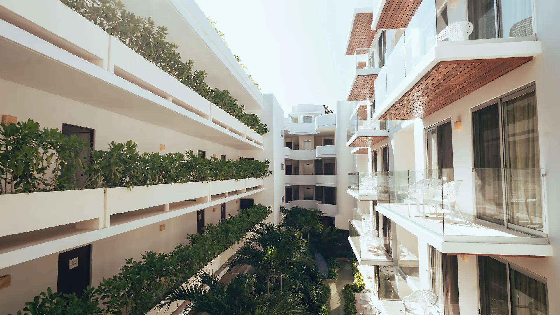 Antera Hotel & Residences Playa del Carmen