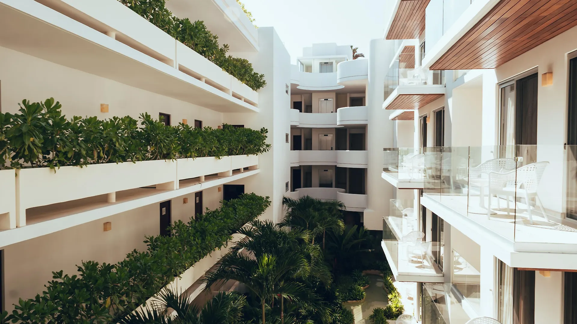 Antera Hotel & Residences Playa del Carmen