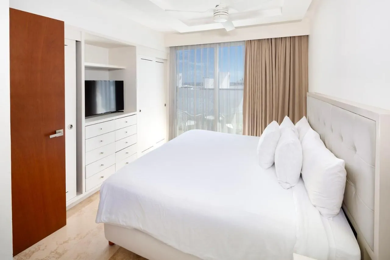 Antera Hotel & Residences Playa del Carmen