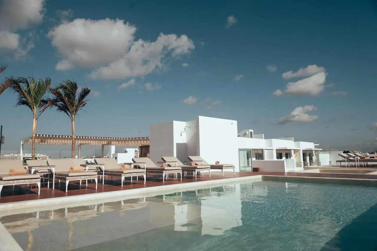 Antera Hotel&Residences Playa del Carmen 4*,